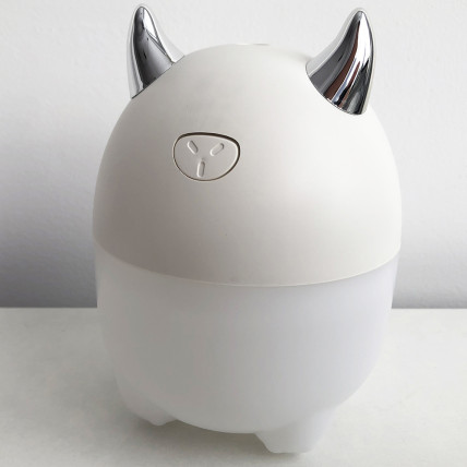 Зволожувач повітря Air Purifier BA-4. Колір: білий (чортик) Зволожувач повітря Air Purifier BA-4. Колір: білий (чортик)