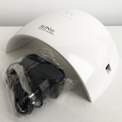 Сушарка для нігтів UV LAMP Sun 9C. Колір білий Сушарка для нігтів UV LAMP Sun 9C. Колір білий