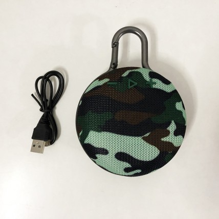 Колонка JBL CLIP 3. Колір: камуфляж Колонка JBL CLIP 3. Колір: камуфляж