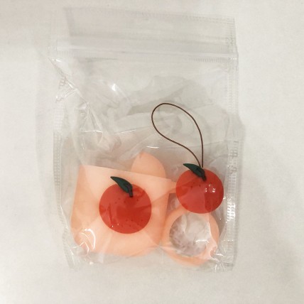Чохол для AirPods силіконовий помаранчевий з персиком Чохол для AirPods силіконовий помаранчевий з персиком