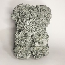 Ведмедик зі штучних 3D троянд 25 см. Колір: срібний Ведмедик зі штучних 3D троянд 25 см. Колір: срібний